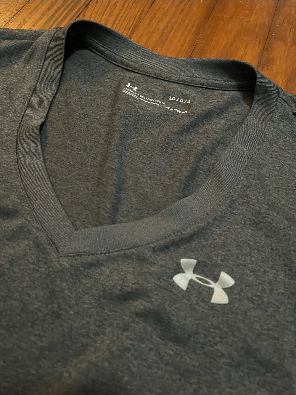 Under Armour Women’s Dark Charcoal V-Neck Performance Tee